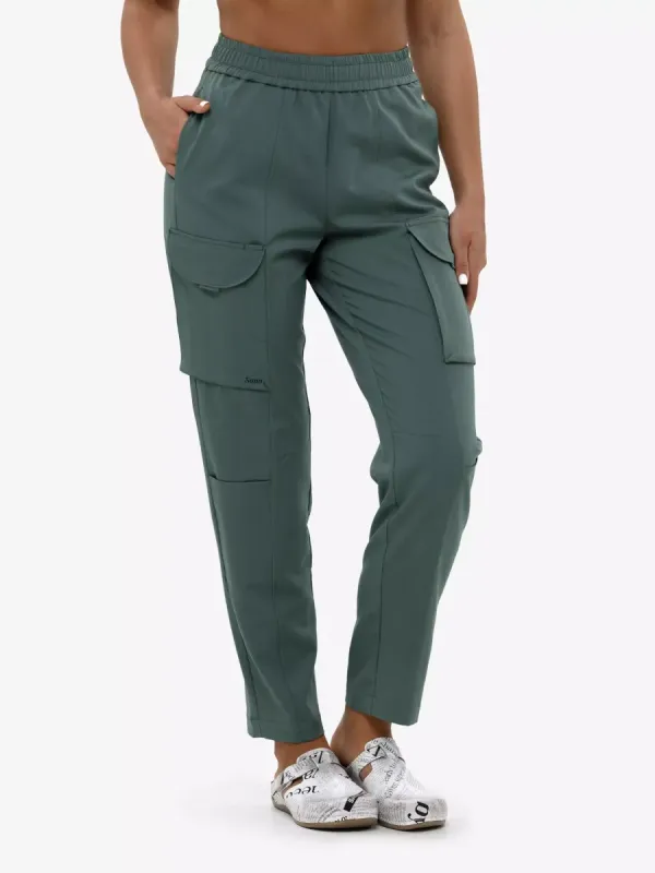 Жіночий медичний костюм Алекс